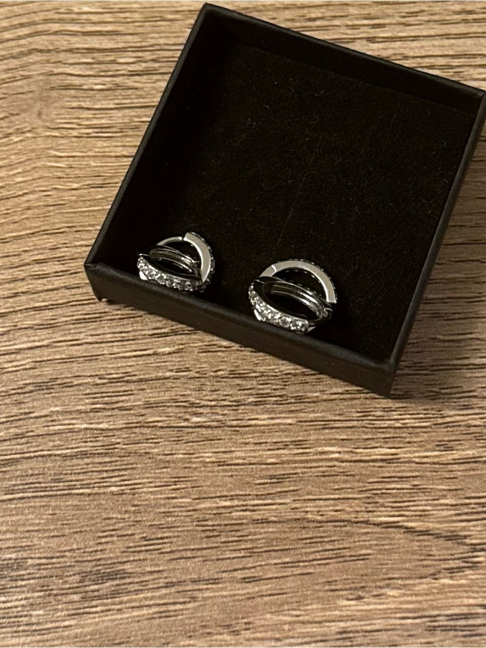 NEW Earring set of two small hoops